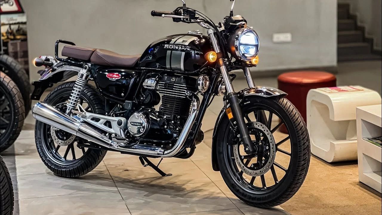 Honda CB350 Chrome vs Royal Enfield Classic 350